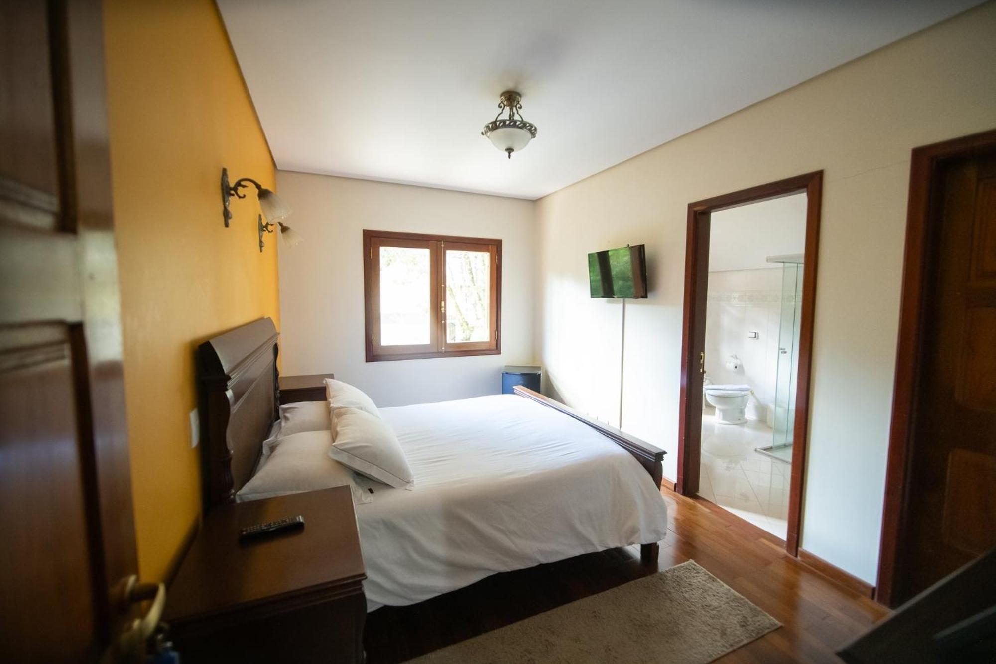 Araucaria Lodge Campos do Jordão Esterno foto