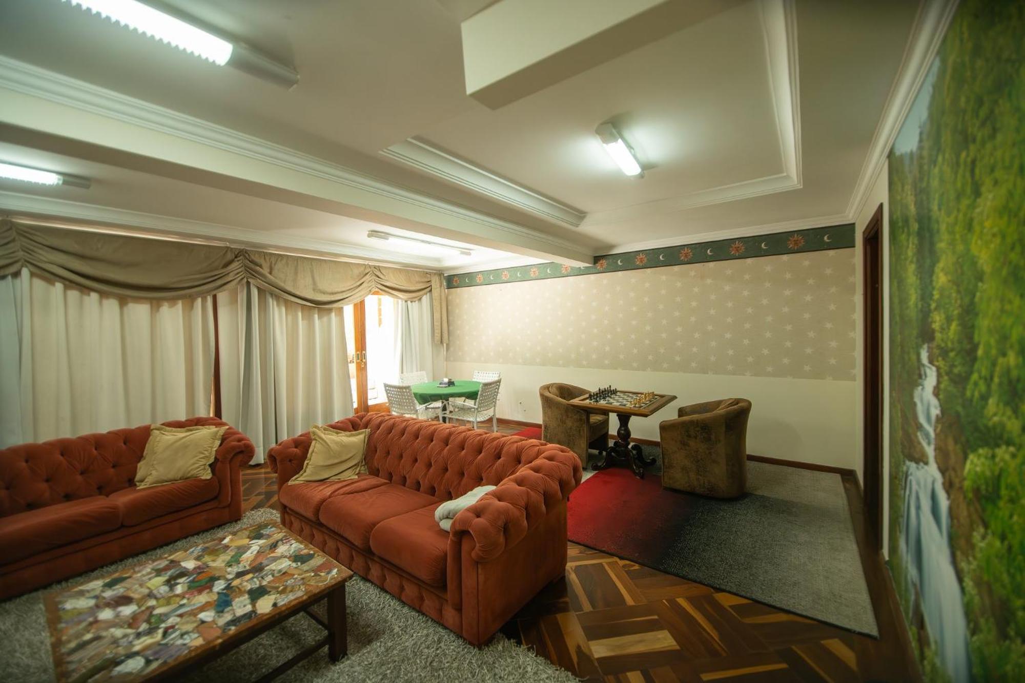 Araucaria Lodge Campos do Jordão Esterno foto